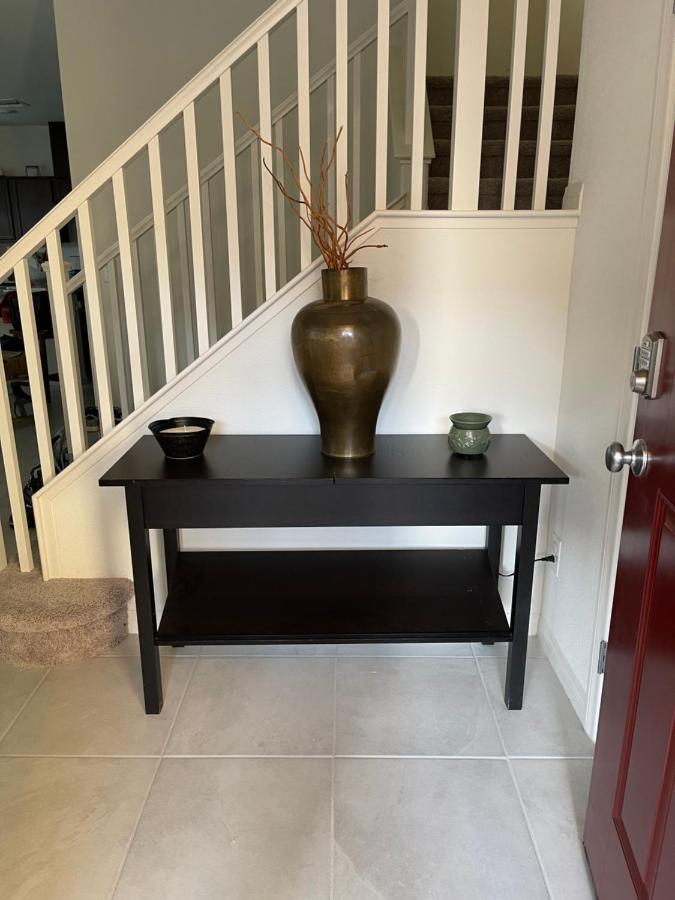 Beautiful Brand New 2 Bedroom Vegas Home! Fits 12 Or More,15-20 Minutes From Lv Strip Лас-Вегас Экстерьер фото