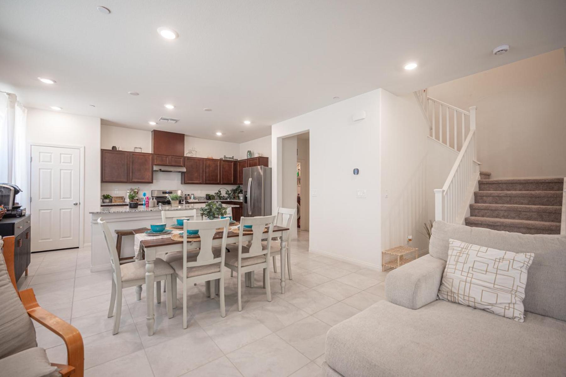 Beautiful Brand New 2 Bedroom Vegas Home! Fits 12 Or More,15-20 Minutes From Lv Strip Лас-Вегас Экстерьер фото
