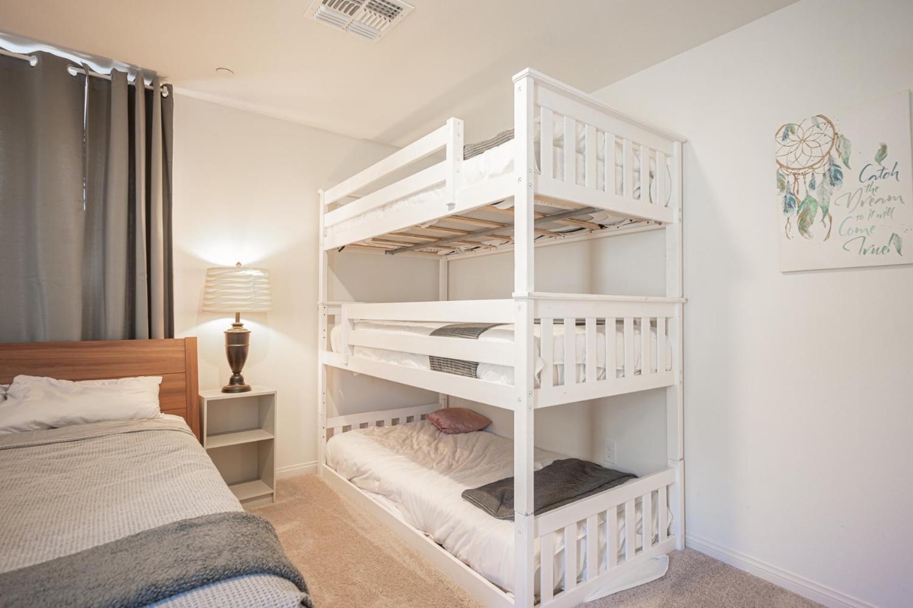 Beautiful Brand New 2 Bedroom Vegas Home! Fits 12 Or More,15-20 Minutes From Lv Strip Лас-Вегас Экстерьер фото